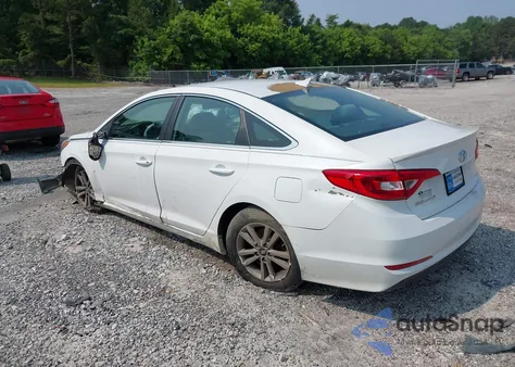 2015 Hyundai Sonata Se z USA, uszkodzony, nr VIN 5NPE24AF3FH057900